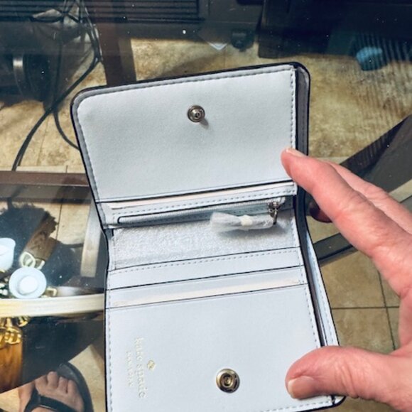 NWT Kate Spade Lena Small Bifold Wallet Crisp Sky Blue Pebbled Leather - Picture 3 of 6